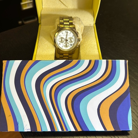 Michael Kors MK5055 Unisex Stainless Steel Analog Gold Dial Quartz Watch cm48 - Picture 5 of 8